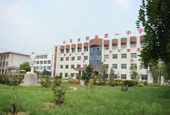 山东菏泽的高中学校中,菏泽一中遥遥领先,还有3所也很不错