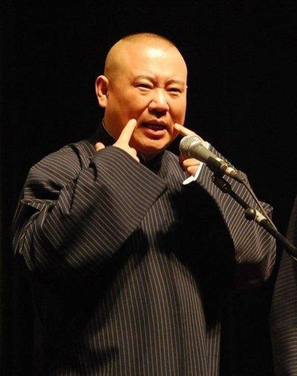 "郭德纲接下来的话,引得全场哄堂大笑.