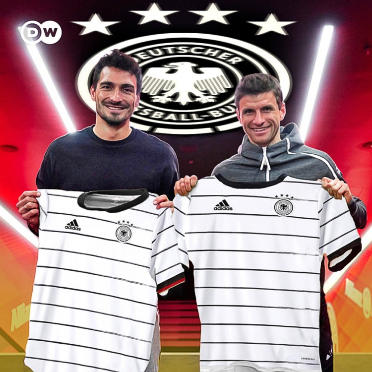 穆勒,胡梅尔斯回归德国队,距离勒夫宣布不征召过去了806天