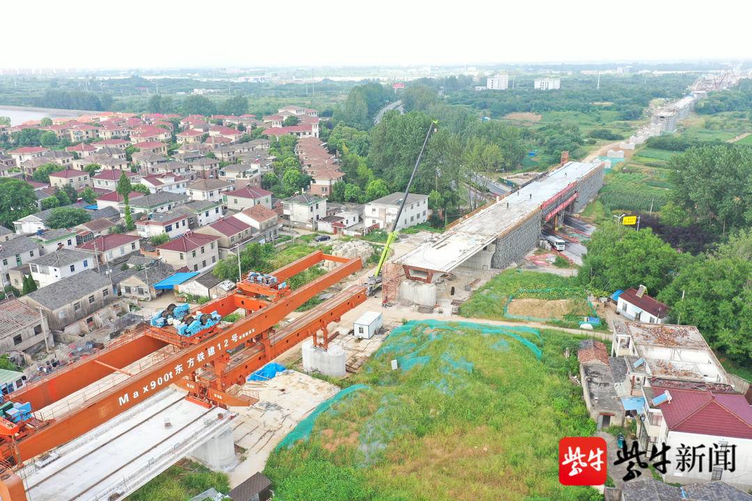 南沿江城际铁路句容段最后一座连续刚构完成
