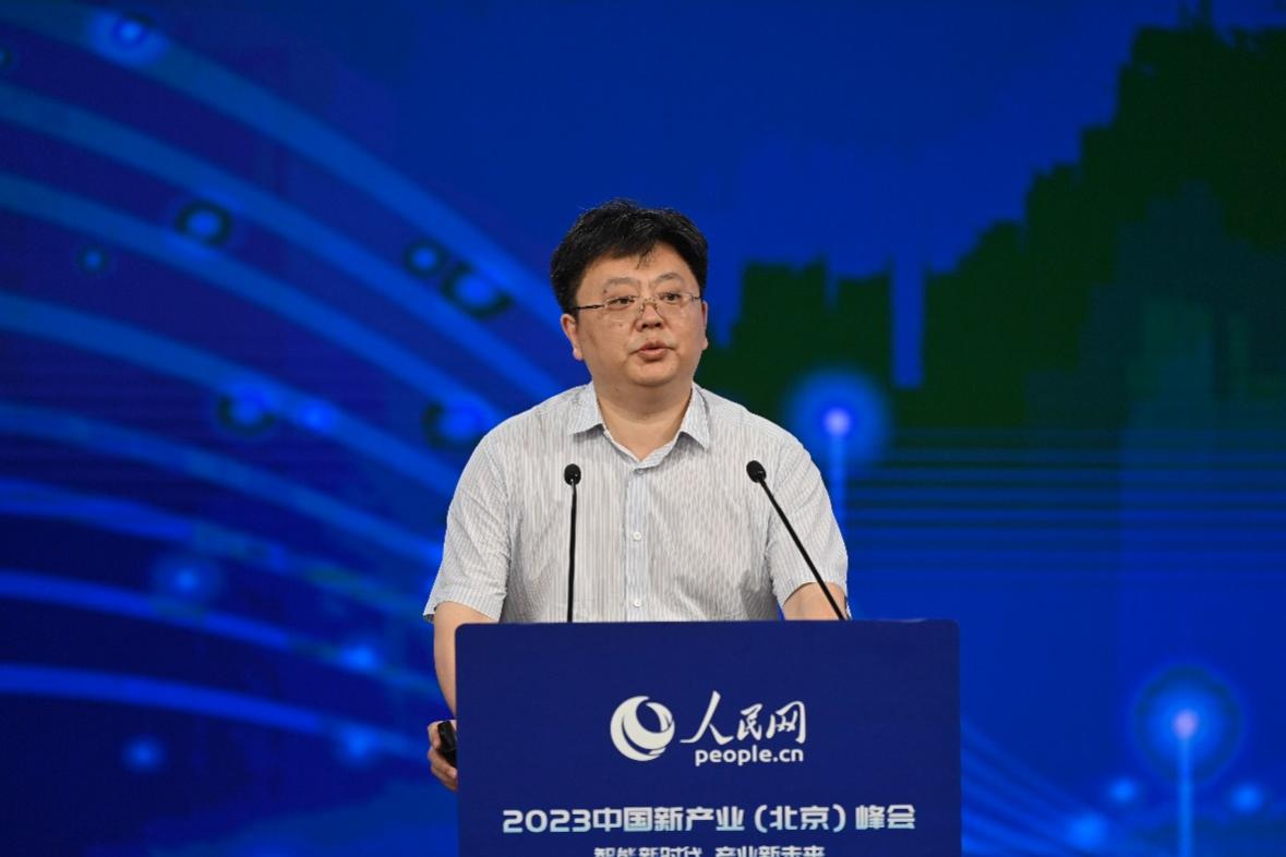 张勇东:建立智能生产新范式 更好赋能新闻传播