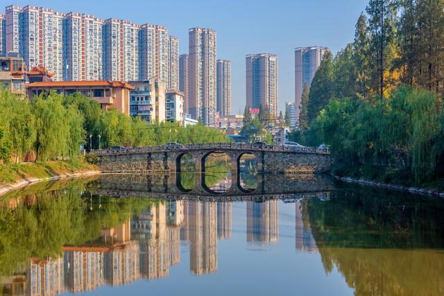 为何湖北省随州市如此疯狂造城,激进狂奔的随州与随州市城市格局