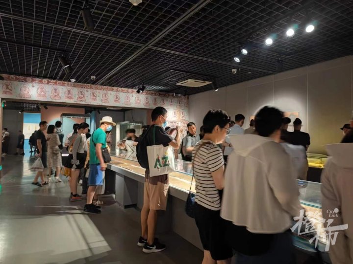 分享超人氣敦煌文物大展觀後感,送限量文創織錦大禮包|橙柿福利