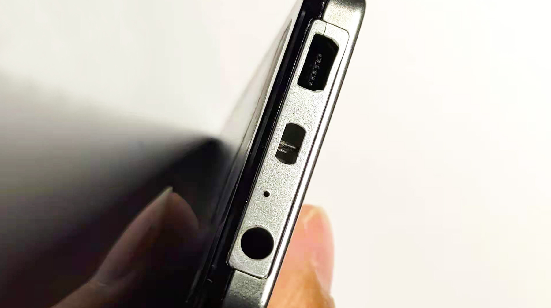 国产mp4扛鼎之作,体验二手魅族m6播放器,一代人的青春记忆