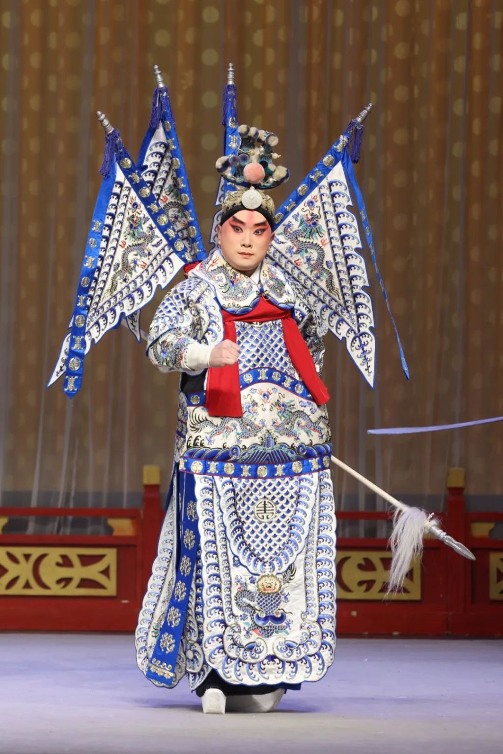 "每月一星"杜喆领衔京剧《红鬃烈马》圆满落幕!