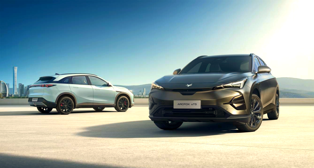 镇江北汽麦格纳:极狐品牌电动汽车的全球创新基地