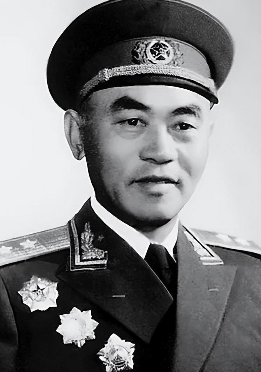 今天我们要讲的这一位就是不为外界影响,始终如一的无产阶级革命家