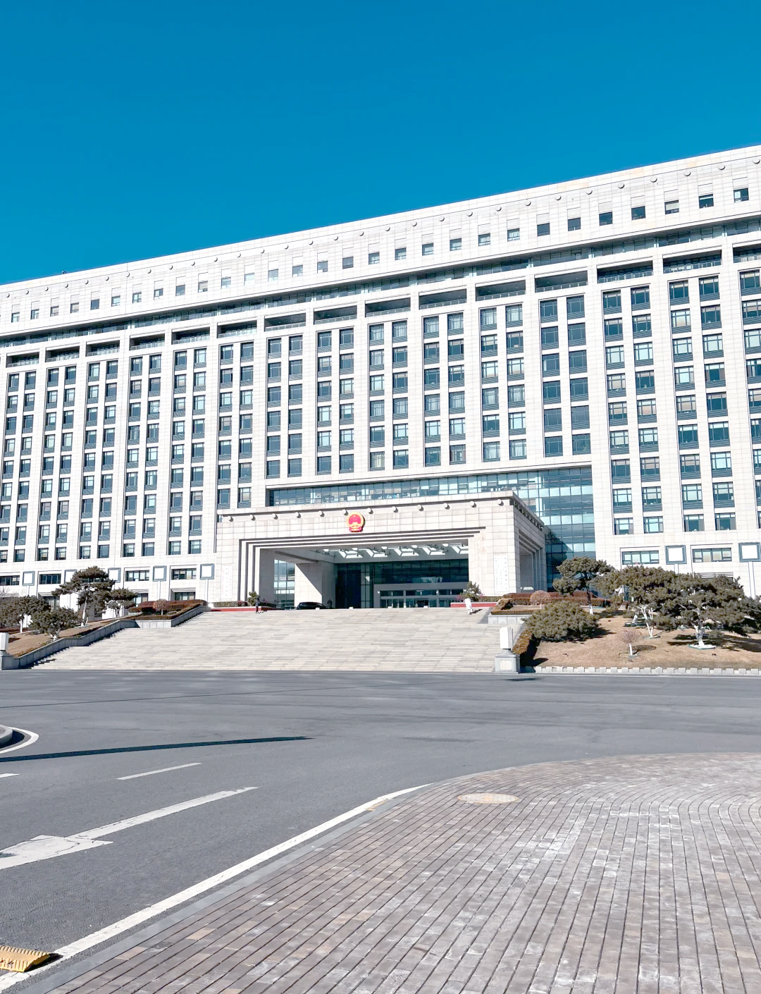 世界上最大的政府办公大楼,位于中国济南,规模震撼!