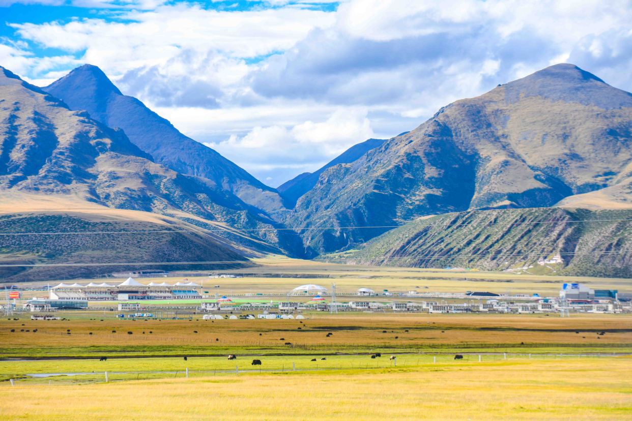 西藏超神秘藏北草原,这里有山河湖泊,高原雪山,自驾爱好者必来