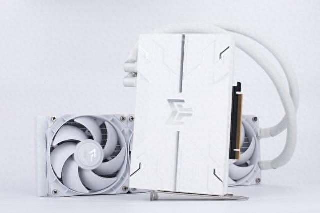 首款一体式水冷显卡!影驰rtx 4090 金属大师aio oc