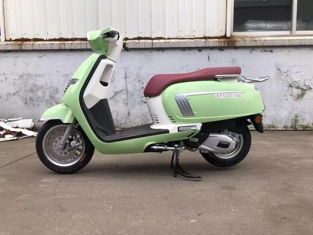 建设帅雅125踏板车