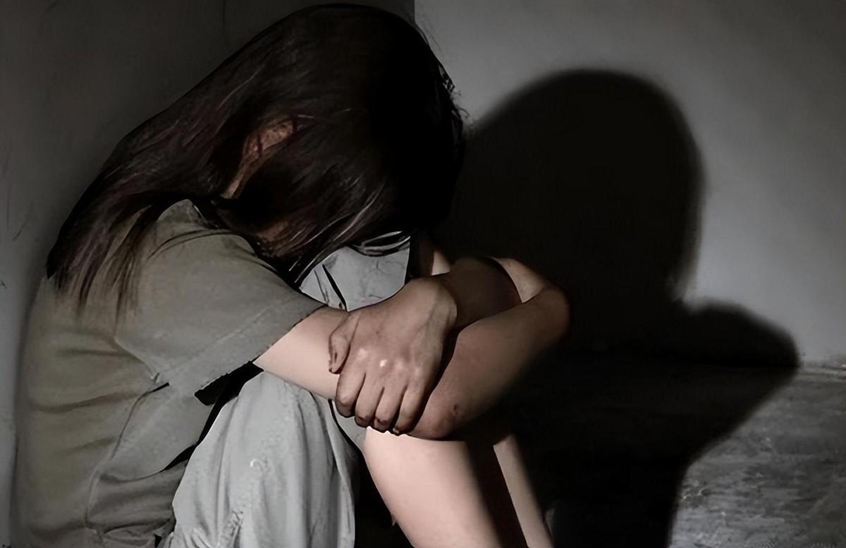 纪实:"好色富豪"吴天喜:强行霸占24名女学生,最小的只有12岁