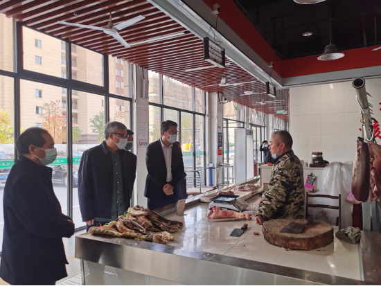 汪冬开展食品安全工作专题调研