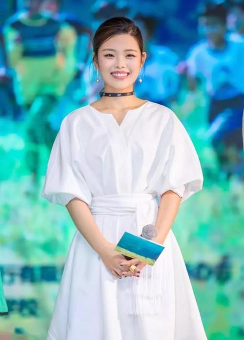 张馨茹:嫁给歌王张帝,成为闺蜜的后妈,相差33岁的感情如胶似漆