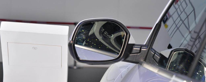 哈弗h6后视镜加热功能在哪里