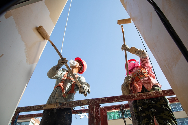 「图片新闻」武威市凉州区地质新村老旧小区改造施工全面展开