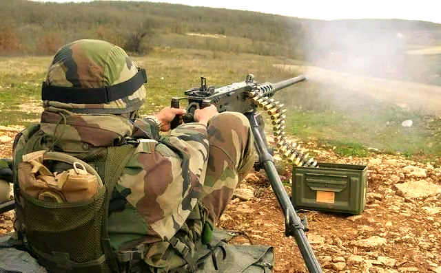 m2勃朗宁重机枪:百年服役的传奇武器揭秘