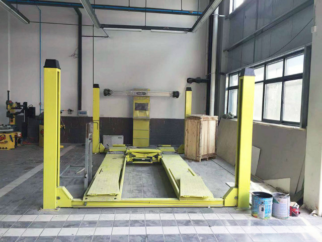 四轮定位仪一般一台多少钱?