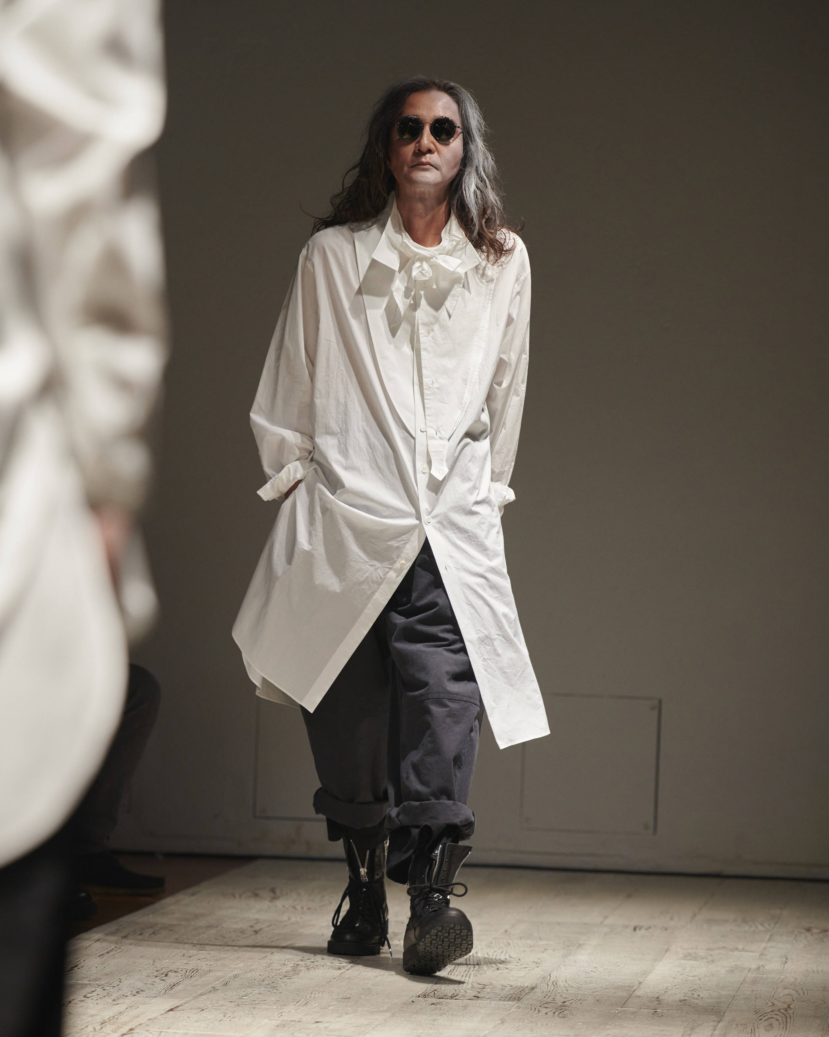 巴黎男装周——山本耀司品牌时装秀(2)