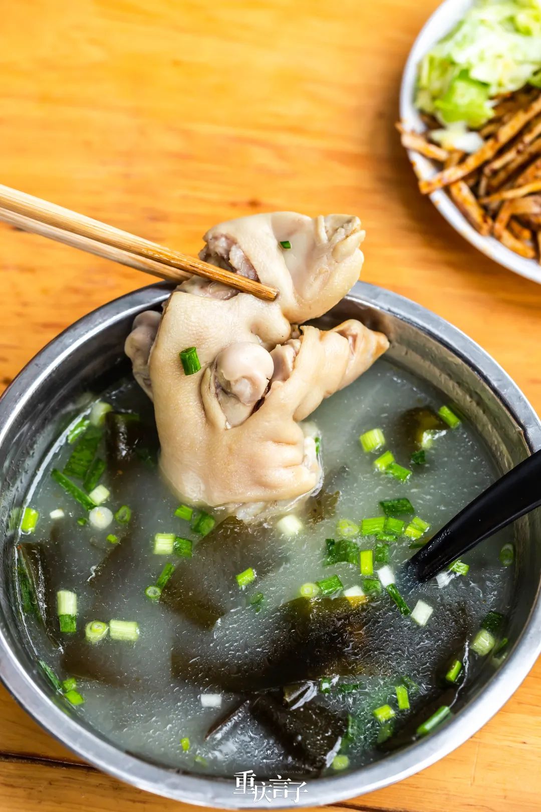 黄色法拉利司机私藏的食堂,被发现了!