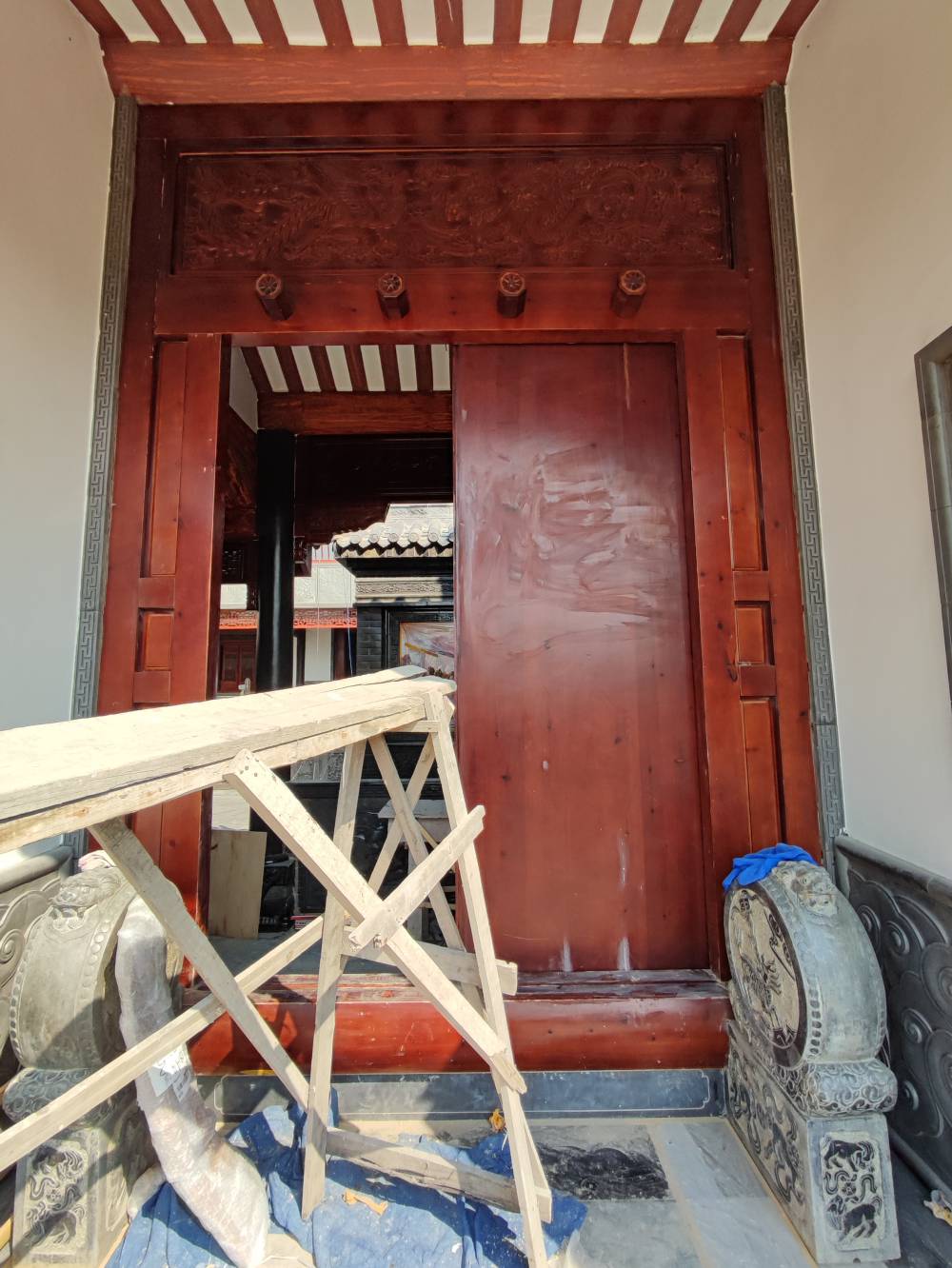 成都仿古庭院中式实木大门厂