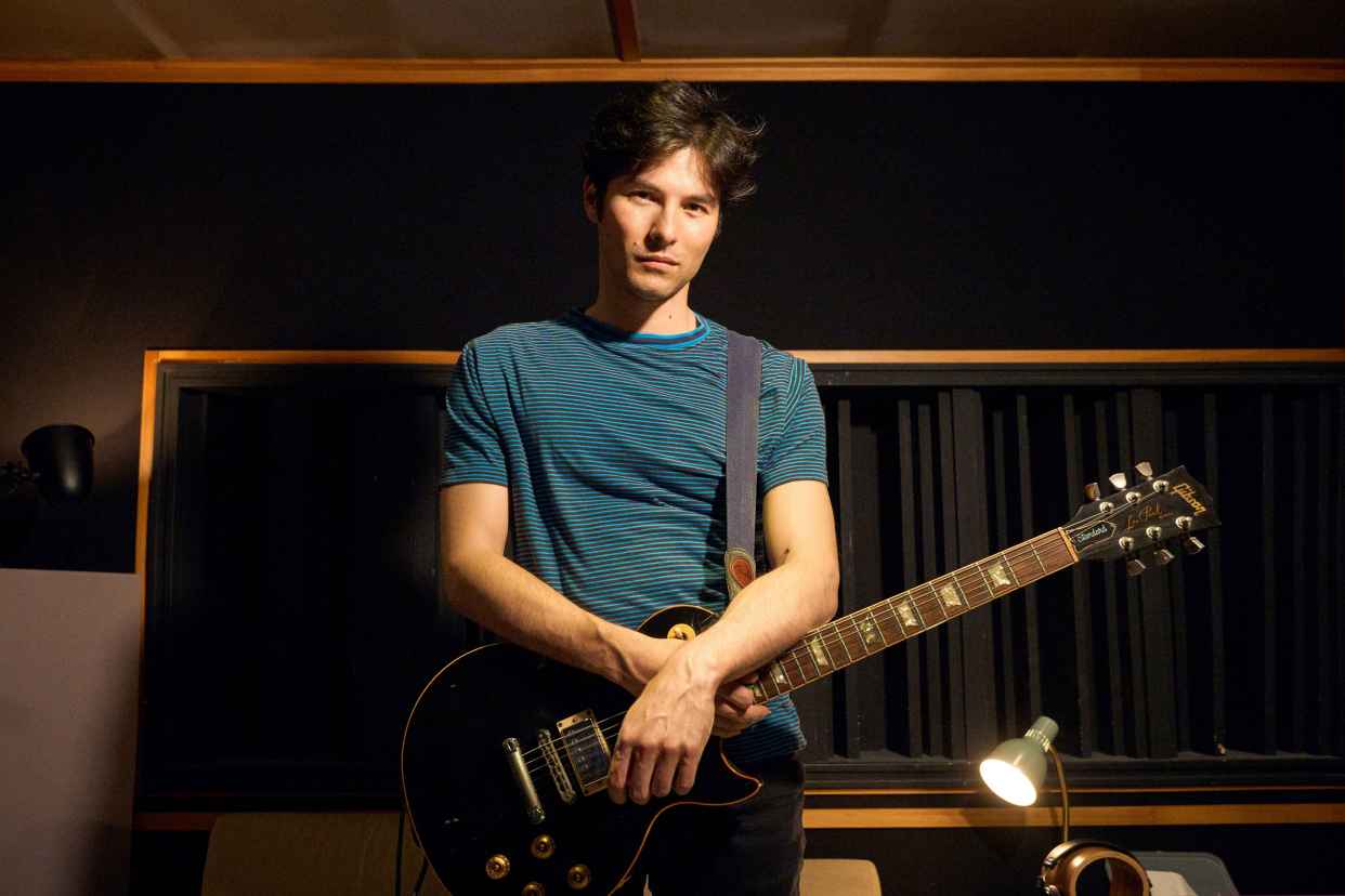 35岁当乐坛新人 凤小岳唱台语歌邀伍佰作词