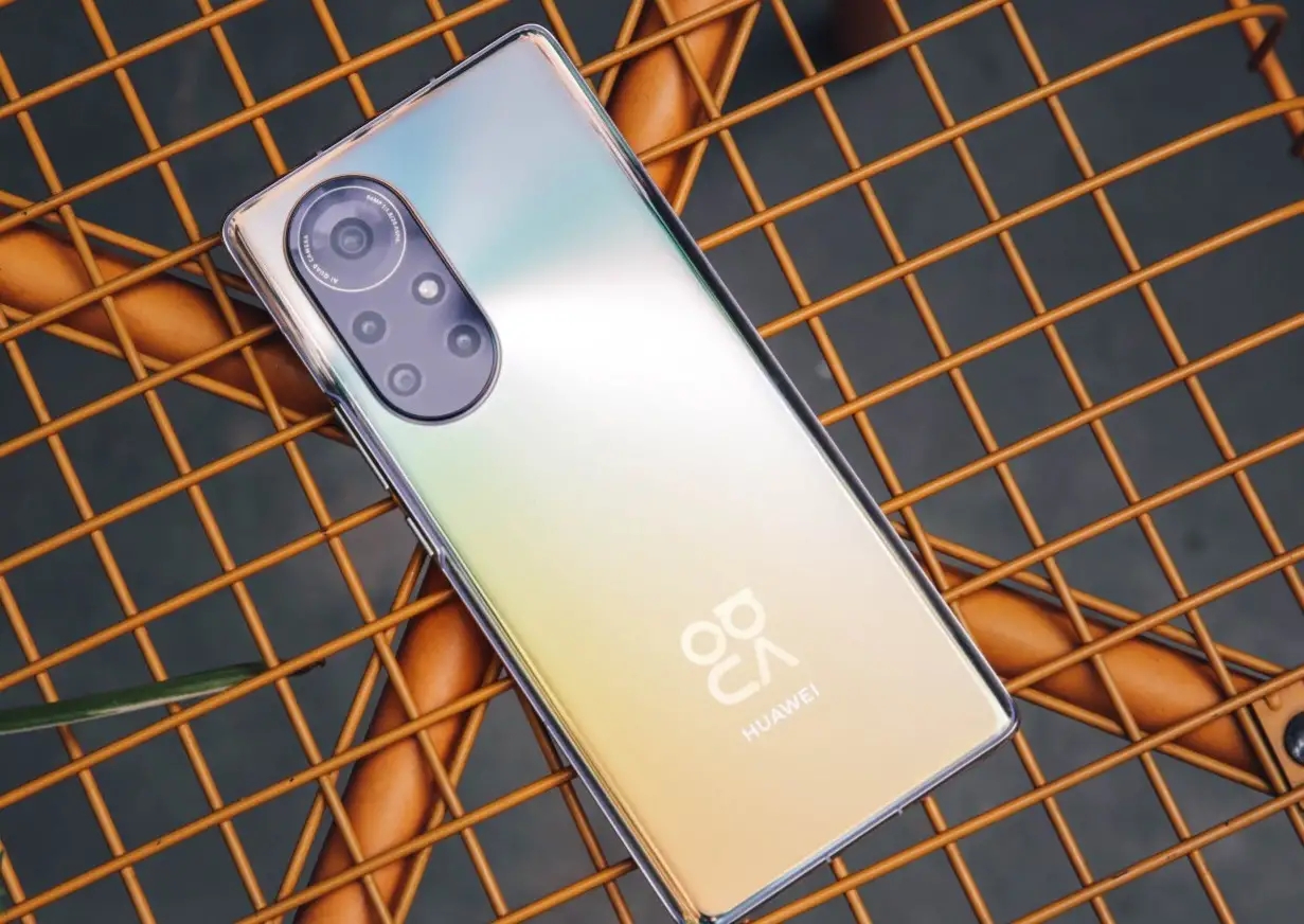 华为nova 8 pro测评体验:外观惊艳,配置不错