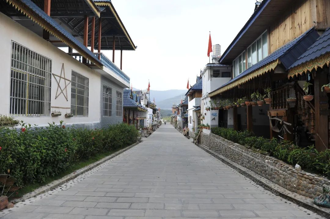 州市快讯 | 西双版纳州深入推进农村人居环境整治提升