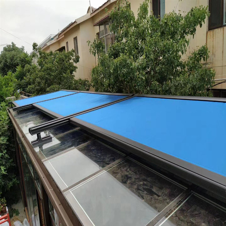 户外遮阳选择户外天幕帘还是天棚帘好呢?