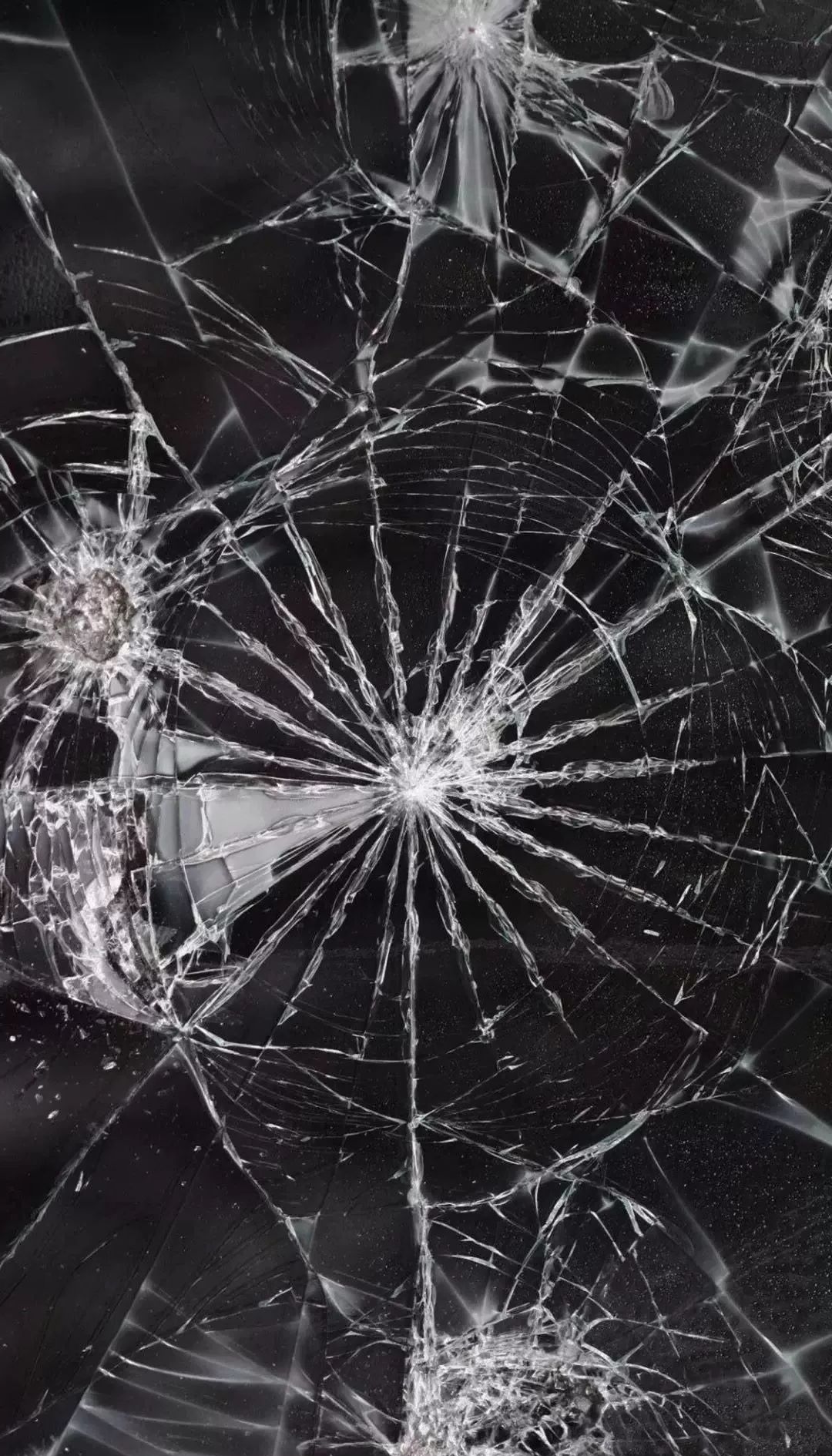 30张碎屏壁纸推荐,恶搞效果满分的选择