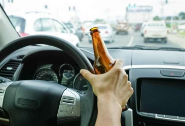 酒驾撞车后被自己车辆举报了 算自首吗？法院判了