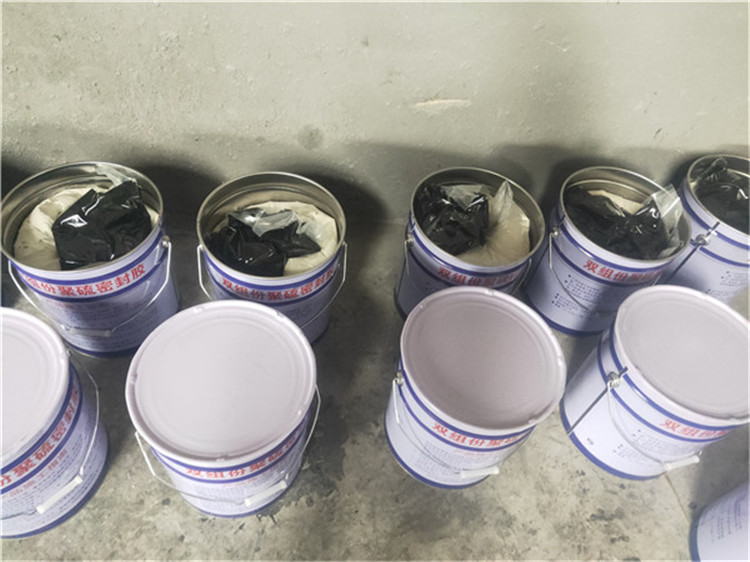 道路嵌缝用自流平型聚硫密封胶