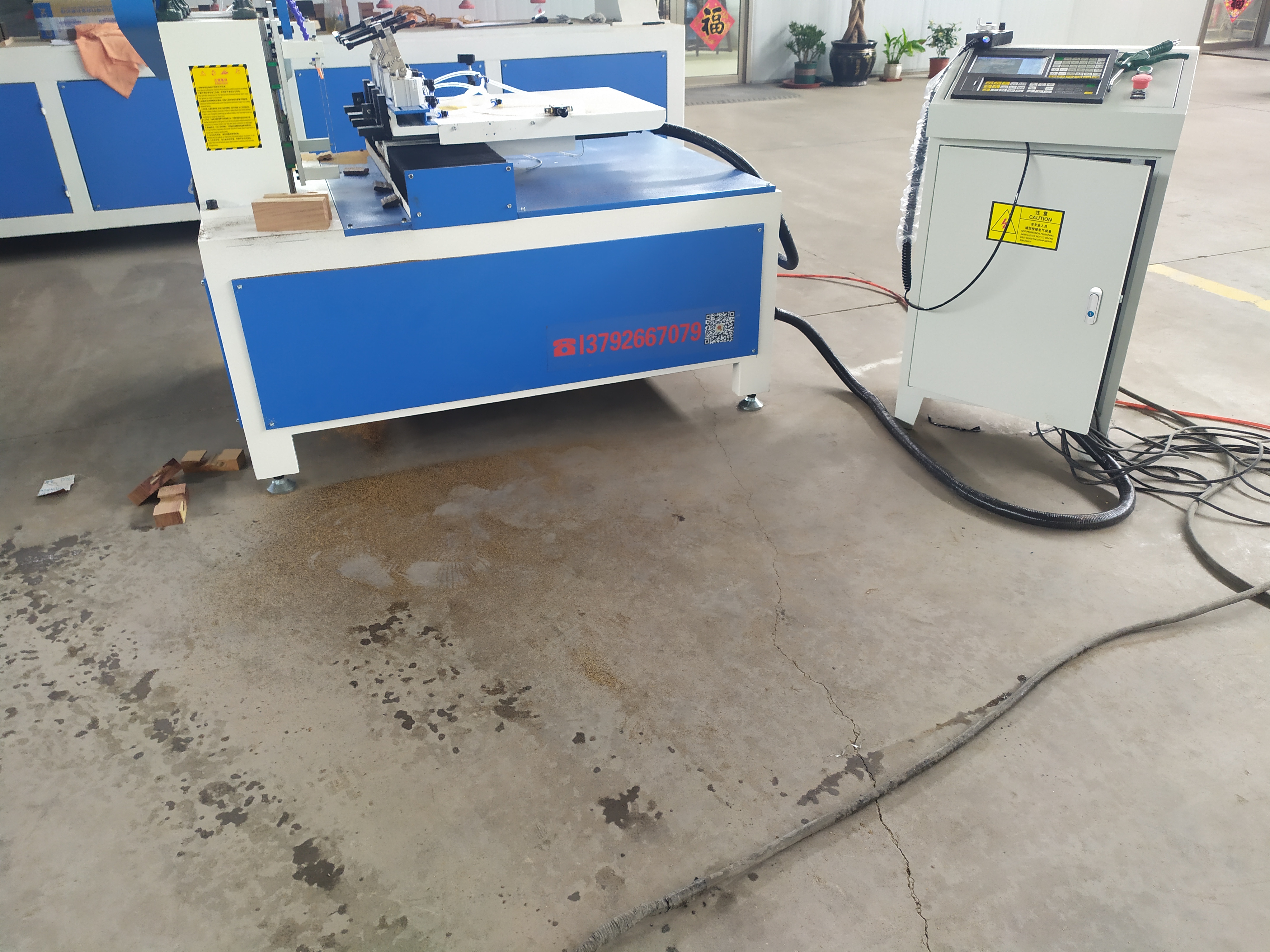 台式拉花锯 数控异形切割机推荐及使用技巧