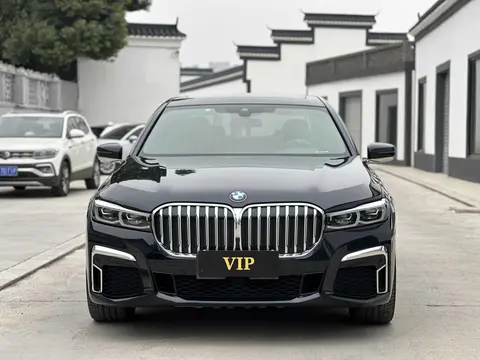 运动轿车百万级车型