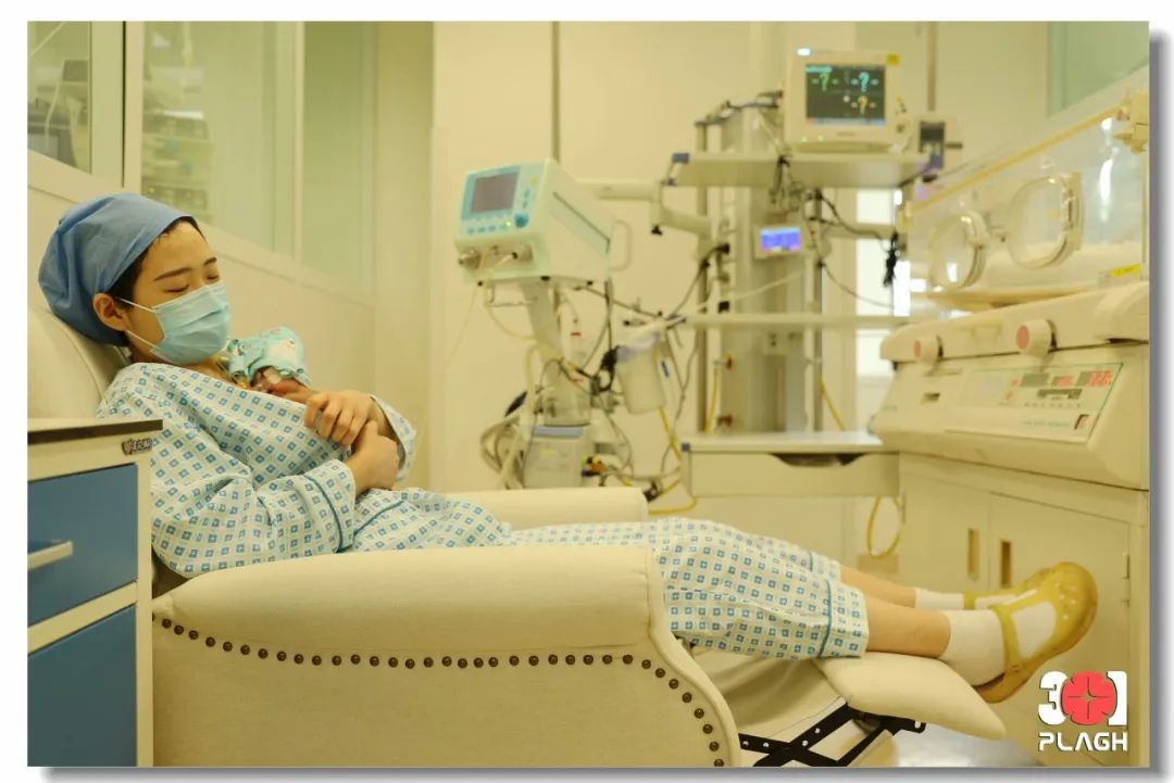 「微科普」"爱我你就抱抱我"——袋鼠式护理,来自妈妈怀抱里的爱