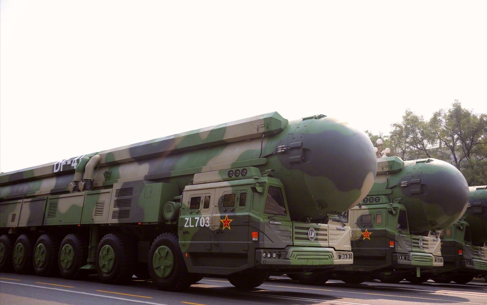 中国的东风41导弹,如果要攻击10000公里外的目标,要多长时间?