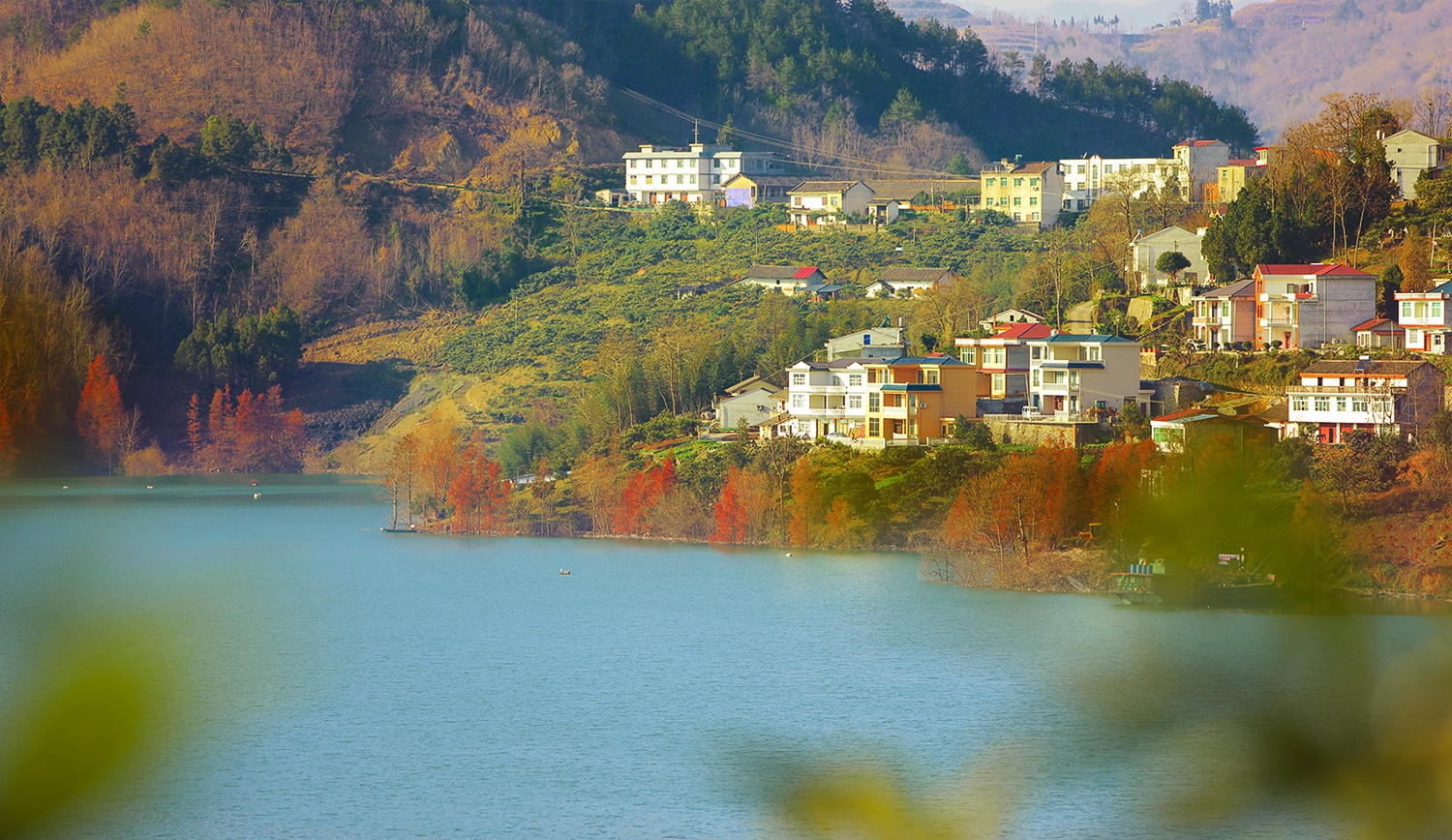 「视觉陕西」安康市汉滨区瀛湖镇:多彩冬景 绚烂如画