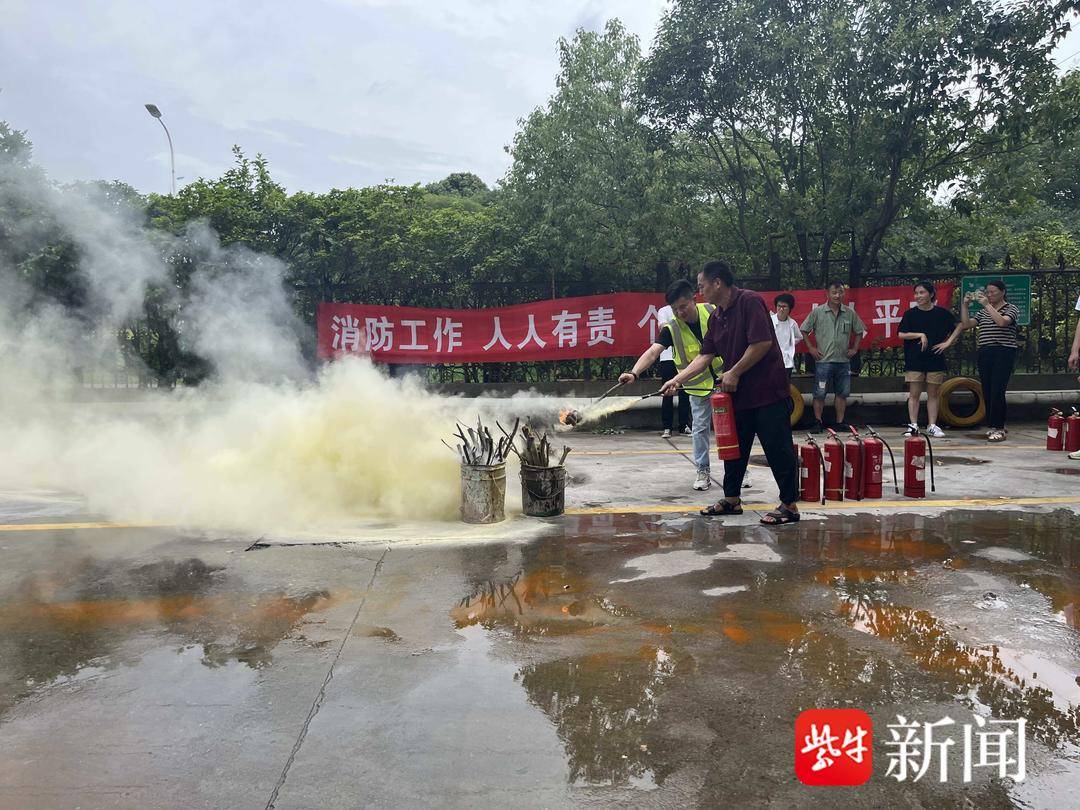 张家港经开区(杨舍镇)双鹿村:强化消防安全实践,确保夏季安全生产