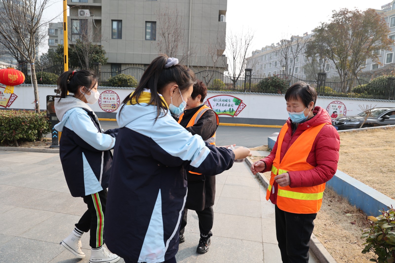 薛城區舜耕中學聯合常莊街道舉行