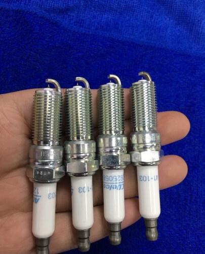 别克君威火花塞更换周期是多少?