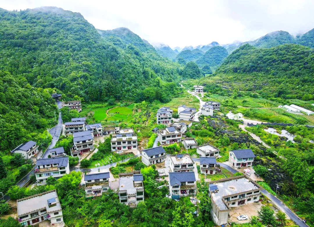 贵州阿歪寨:避暑胜地的心灵与自然碰撞