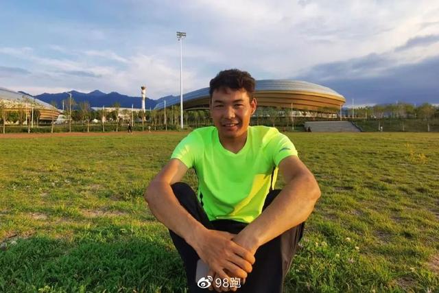 新疆马拉松迎来"新一哥"!