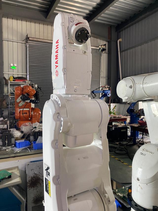 雅马哈yamaha机械手yac100控制器维修具体细节