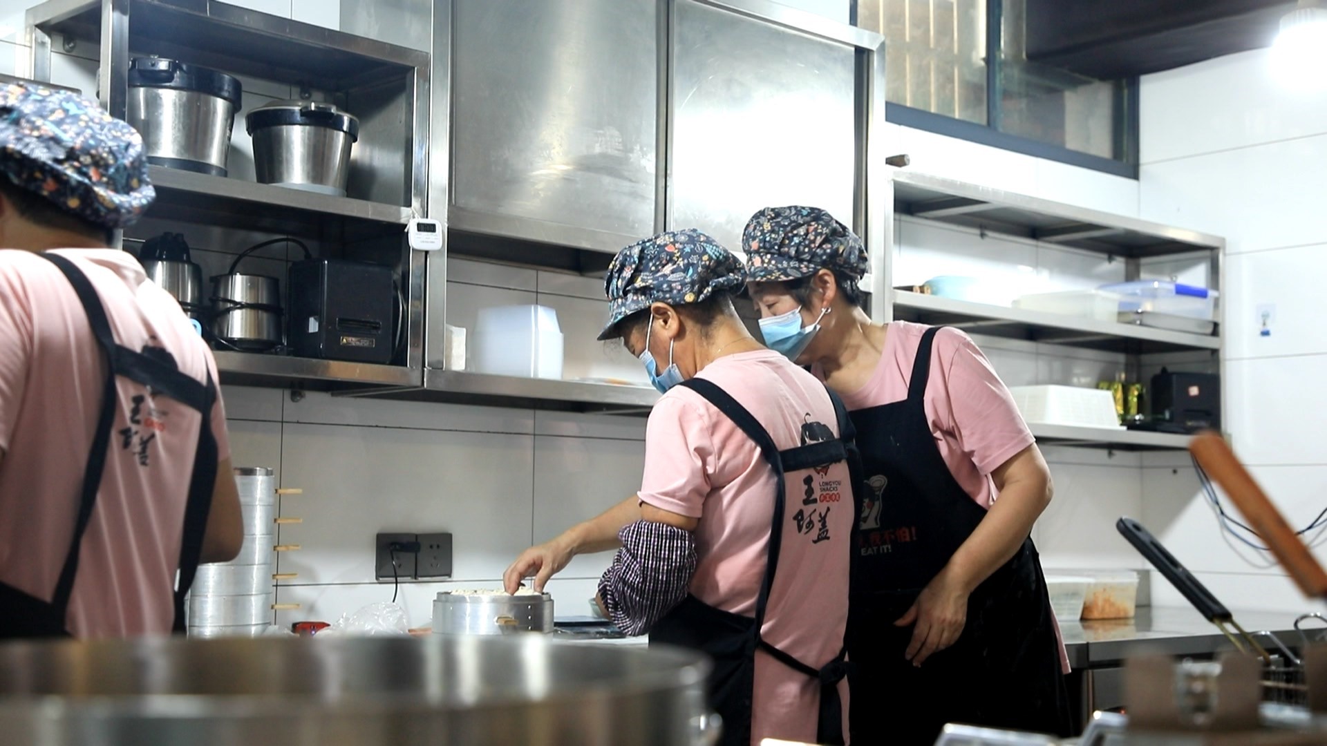 龙游新闻网丨阳光厨房再升级 让外卖用餐更放心