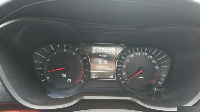 搭载48v轻混系统,wey摩卡油耗测试