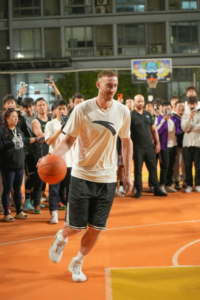 海沃德急速中国行 day2: 季后赛,校园,蟹脚面