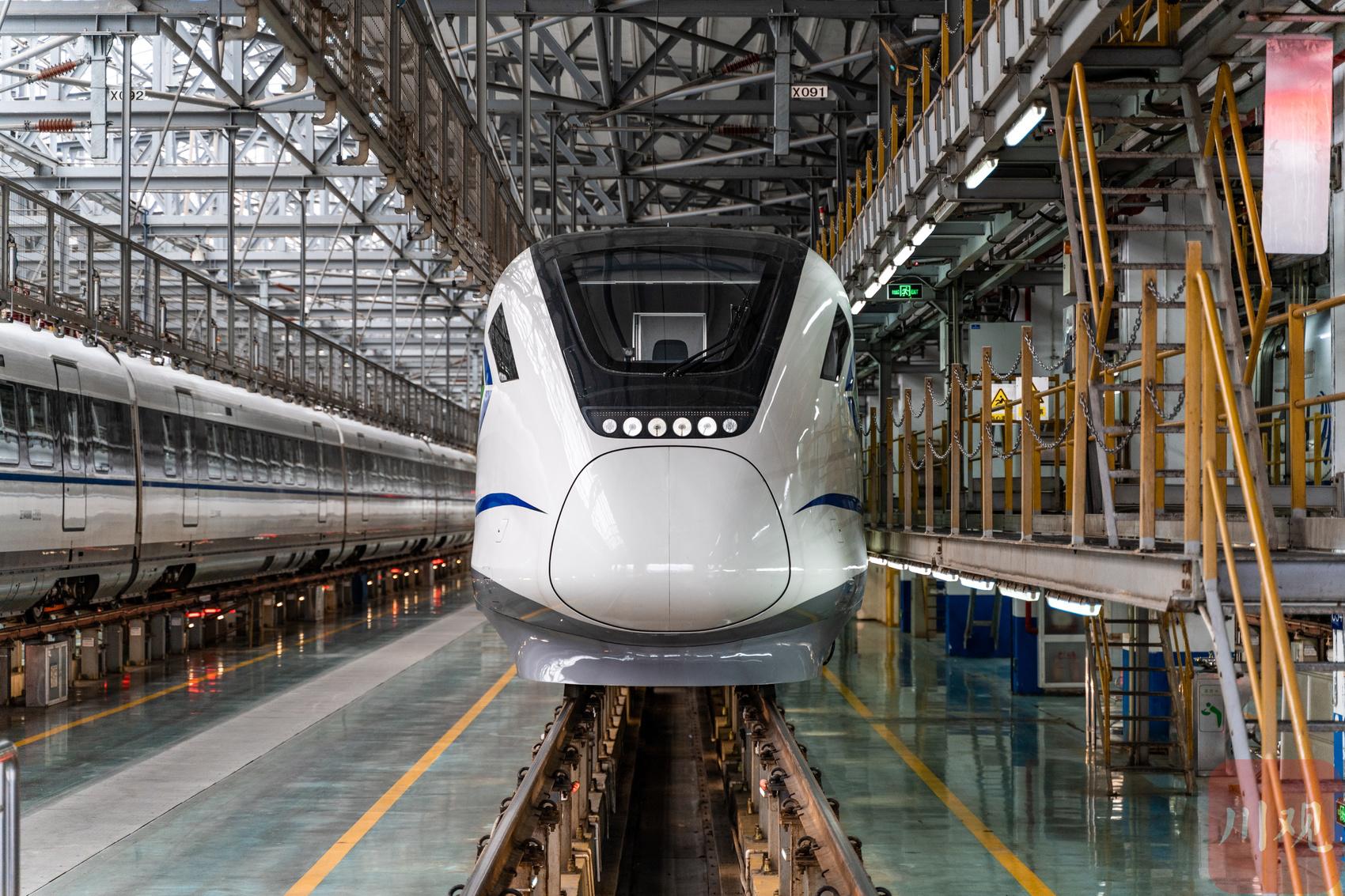 成都动车段"上新"!100秒速览crh6a型动车组