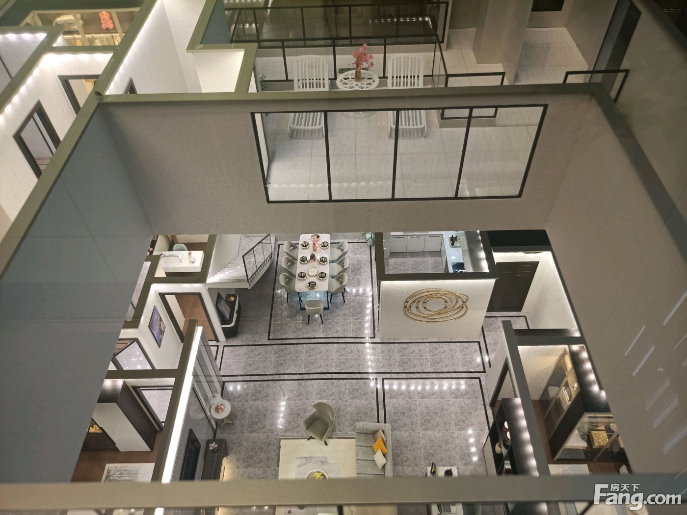 卓越坊新拍现场图片,实时了解楼盘新动态!