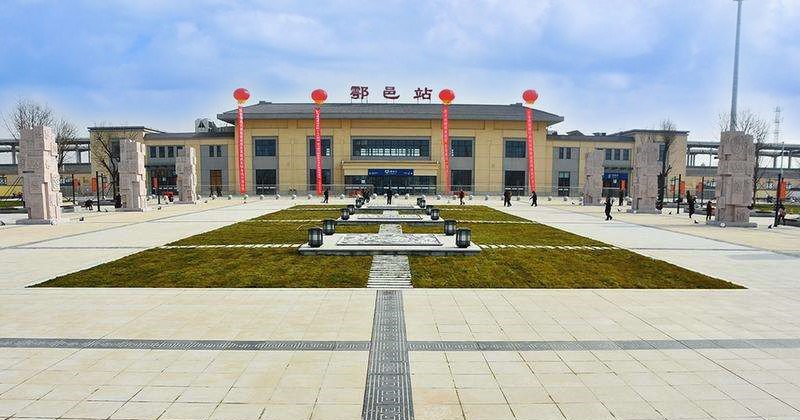 陕西西安高铁鄠邑站途经公交车路线乘坐点及其运行时间