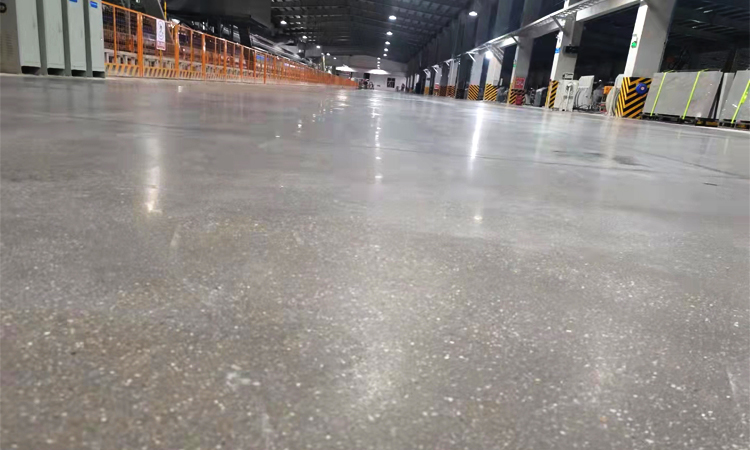 水性环氧地坪漆能在水磨石地面上做吗?怎么做?